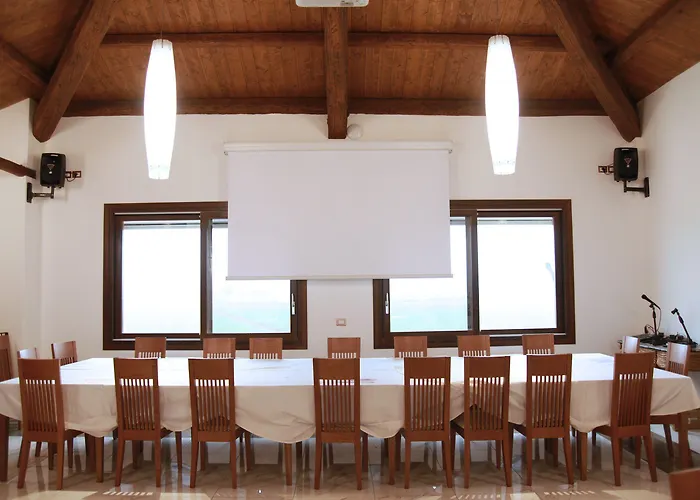 Oasi Bianca Resort *