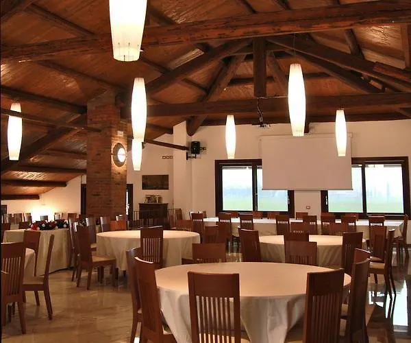 Oasi Bianca Resort *